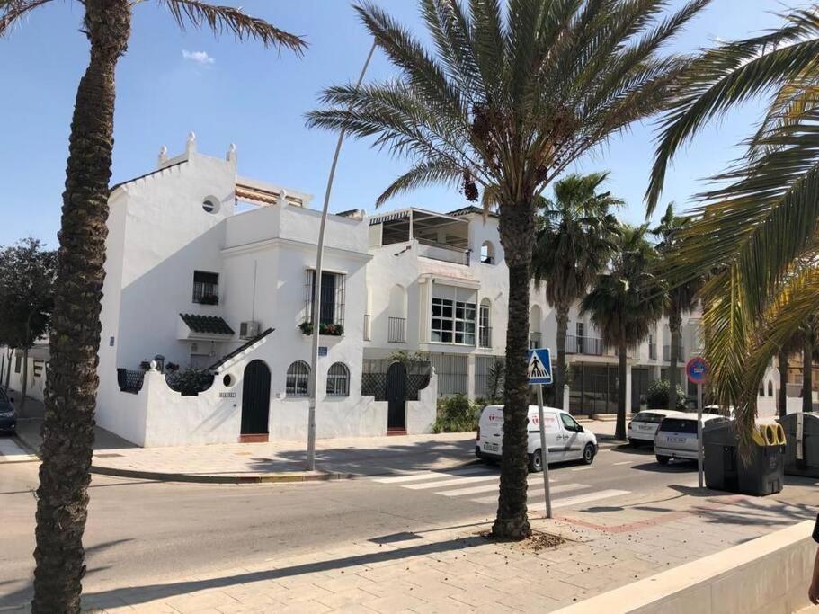 Duplex 4, Primera Linea De Playa Санлукар-де-Баррамеда Экстерьер фото